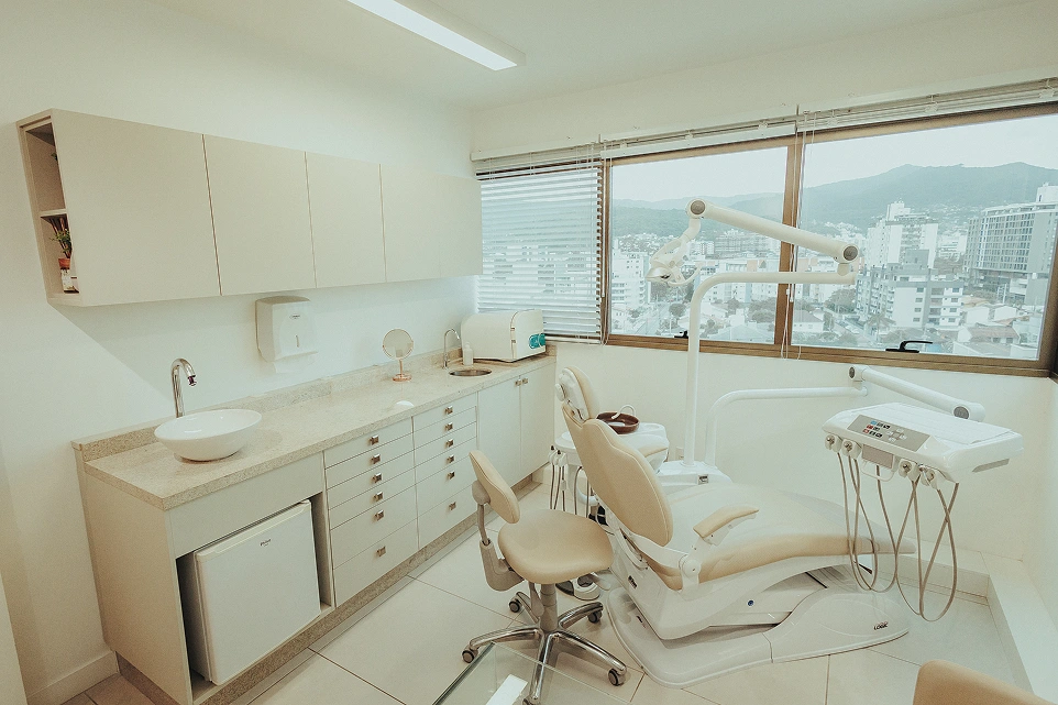Dra Luiza Guerra Dentista Em Florianopolis 15 (16)